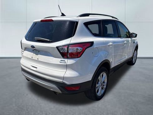 Used 2018 Ford Escape SEL AWD/4WD image 4