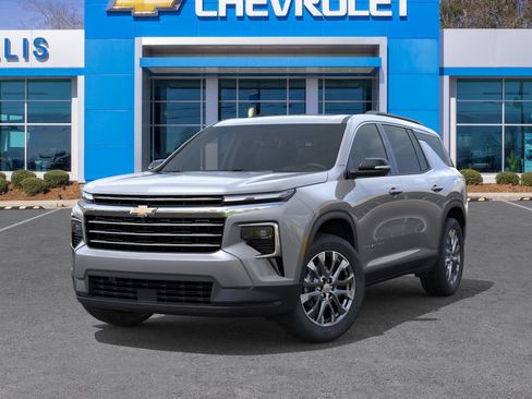 New 2026 Chevrolet Traverse LT w/ Sun and Wheel Package image 40