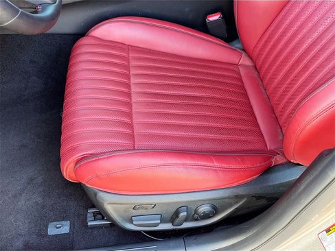 Used 2025 Genesis G70 3.3T Advanced image 20