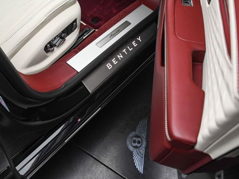 New 2026 Bentley Flying Spur Plug-In Hybrid AWD/4WD image 43