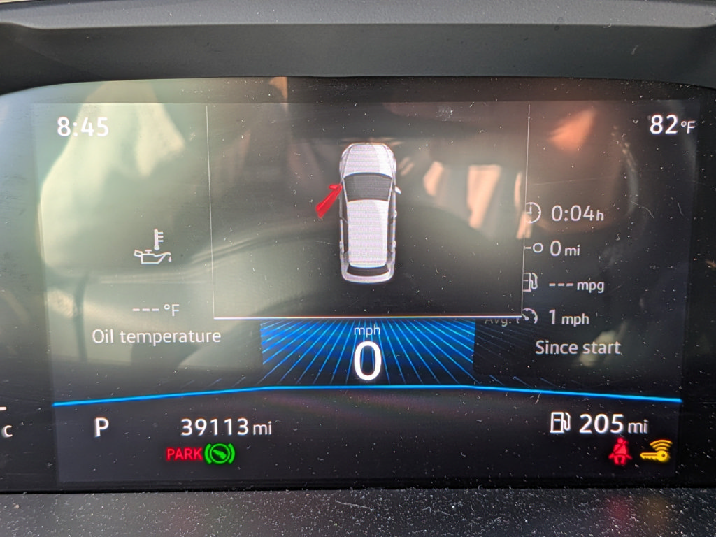 Certified 2023 Volkswagen Tiguan SE R-Line FWD image 34