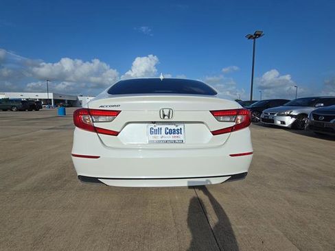 Used 2018 Honda Accord EX-L image 6
