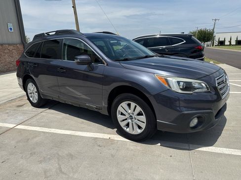 Used 2015 Subaru Outback 2.5i Premium AWD/4WD image 5
