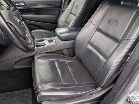 Used 2021 Jeep Grand Cherokee Overland AWD/4WD image 26
