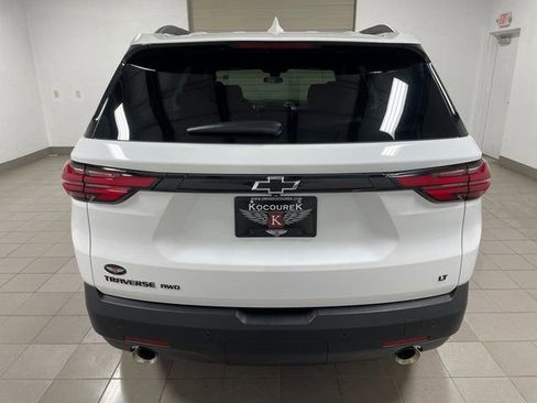 Used 2023 Chevrolet Traverse LT w/ Midnight/Sport Edition AWD/4WD image 5