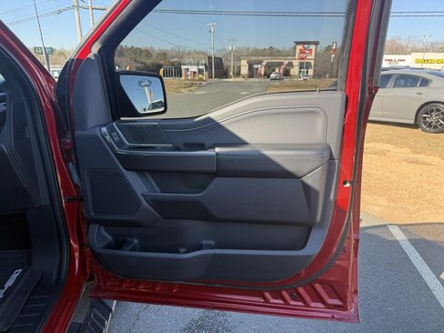 Used 2022 Ford F150 XLT w/ Equipment Group 302A High image 30