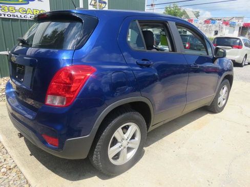 Used 2017 Chevrolet Trax LS AWD/4WD image 7