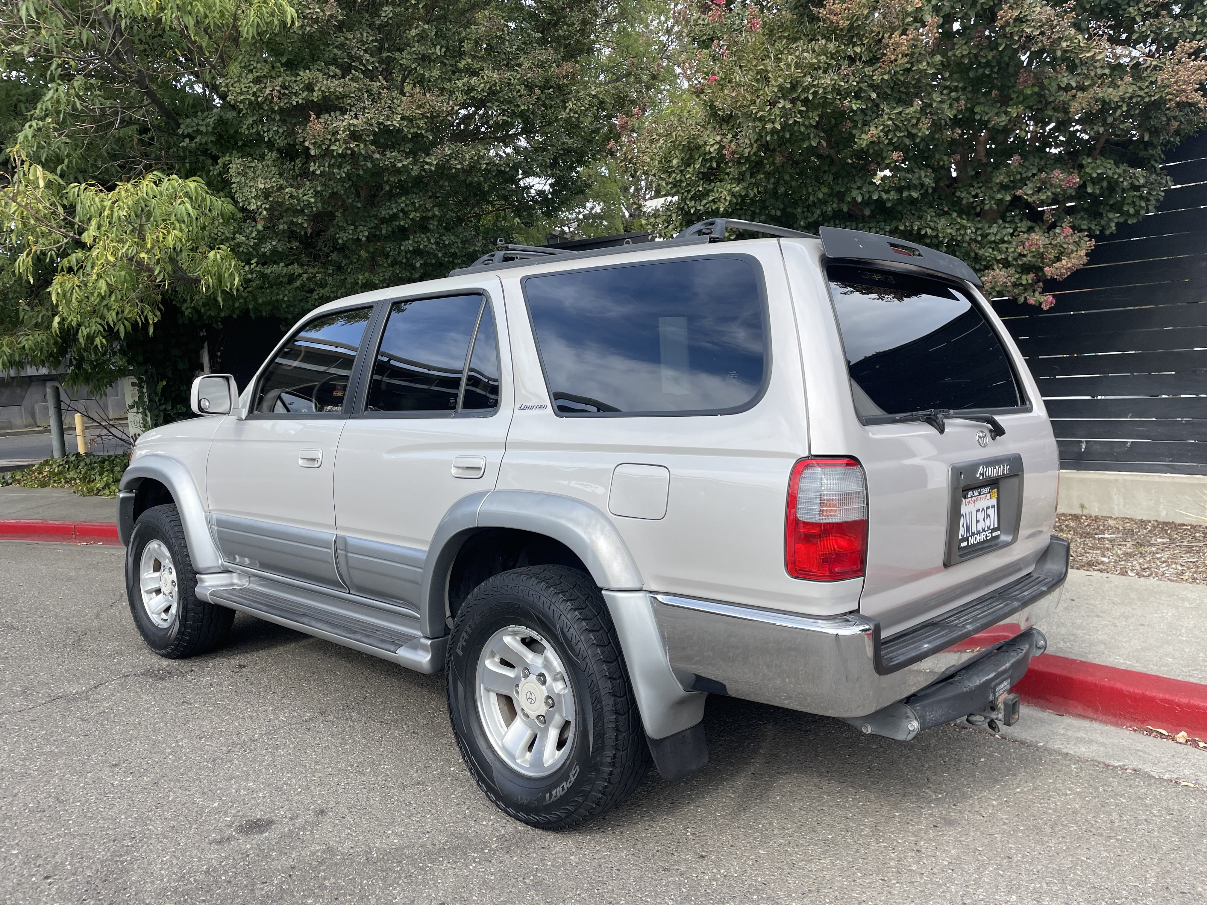 Used 1997 Toyota 4Runner Limited AWD/4WD image 3