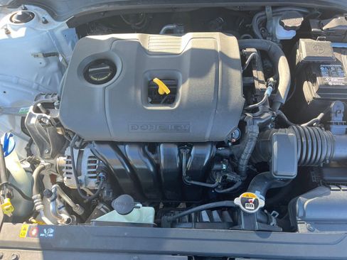 Used 2023 Kia Forte LXS image 32