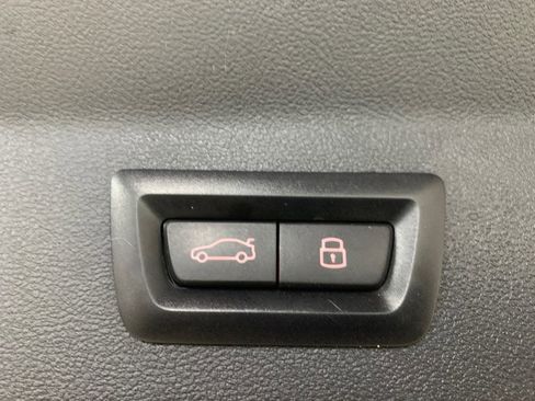 Used 2024 BMW X3 M40i w/ Premium Package image 65