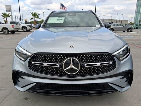 New 2026 Mercedes-Benz GLC 300 4MATIC image 2