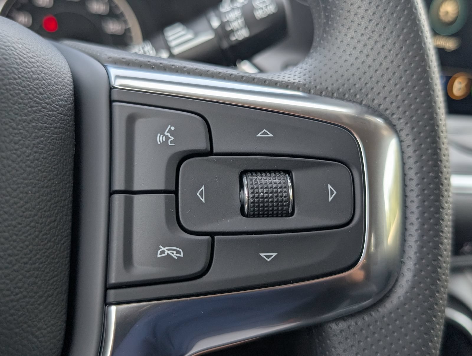 New 2026 Chevrolet Blazer LT w/ Convenience Package FWD image 17