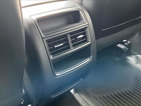 Used 2024 Cadillac XT5 Luxury w/ LPO, Floor Liner Package image 34