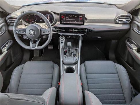 Used 2024 Dodge Hornet GT AWD/4WD image 18