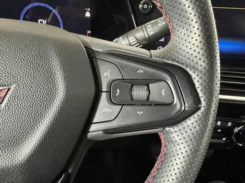Used 2024 Chevrolet Trax RS w/ Driver Confidence Package FWD image 13