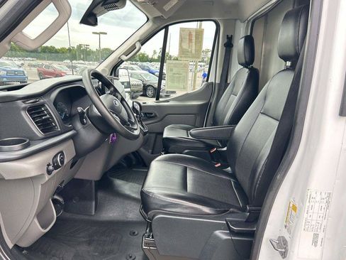 Used 2022 Ford Transit 350 DRW RWD image 33