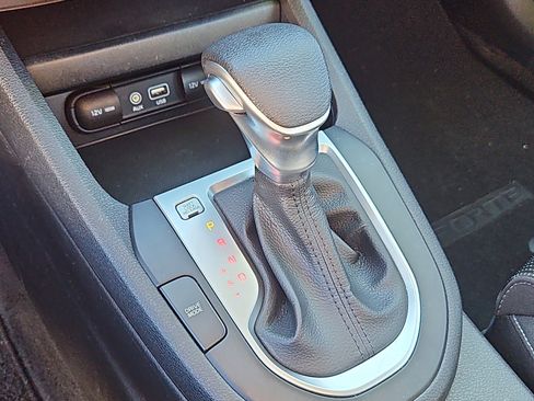 Used 2020 Kia Forte LXS image 13