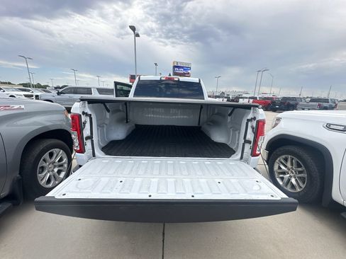 Used 2019 RAM 1500 Big Horn AWD/4WD image 27