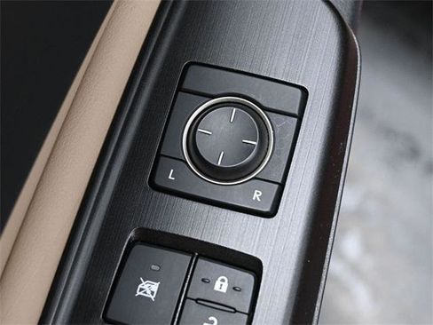 Used 2019 Lexus ES 350 w/ Luxury Package image 12