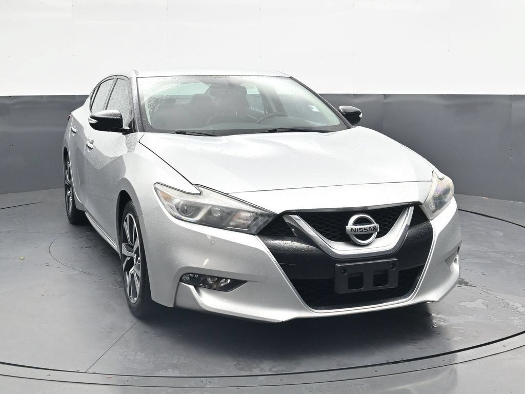 Used 2017 Nissan Maxima 3.5 SV FWD image 2