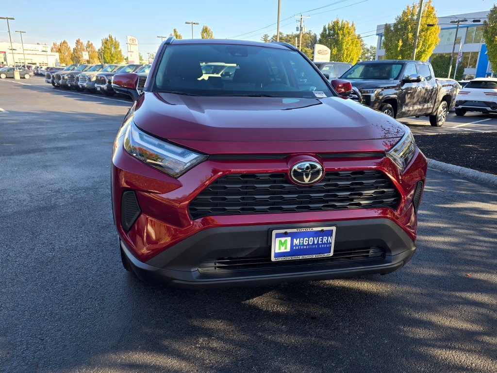 Used 2025 Toyota RAV4 XLE w/ Convenience Package AWD/4WD image 10