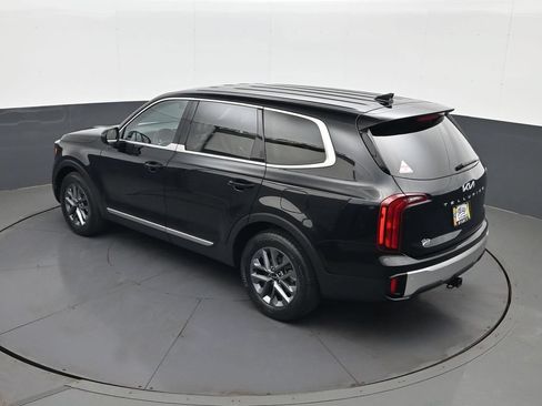 Used 2024 Kia Telluride LX AWD/4WD image 20