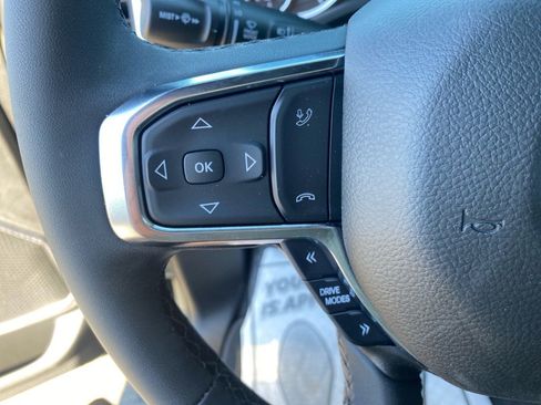 Used 2026 RAM 1500 Laramie AWD/4WD image 18