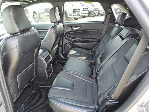 Used 2022 Ford Edge ST w/ Equipment Group 401A image 19