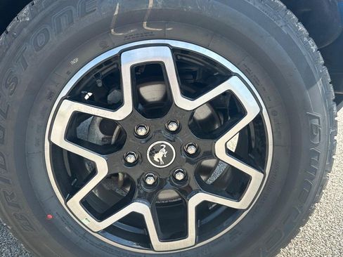 Used 2022 Ford Bronco Black Diamond AWD/4WD image 19