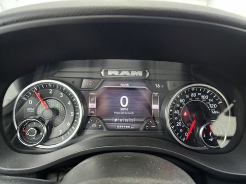 Used 2022 RAM 1500 Big Horn image 10