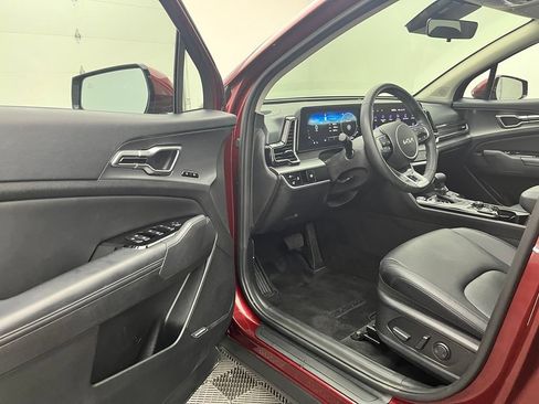 Used 2023 Kia Sportage SX FWD image 18