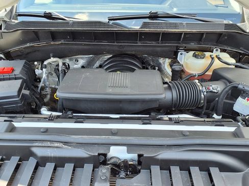 Used 2025 Chevrolet Silverado 1500 LTZ AWD/4WD image 34