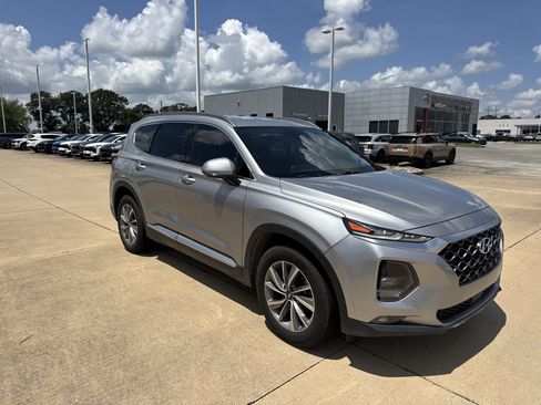 Used 2020 Hyundai Santa Fe SEL w/ Convenience Package FWD image 10