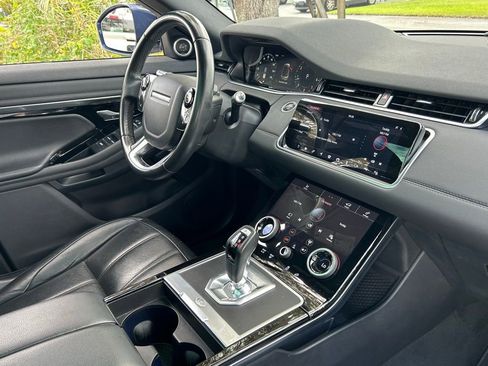 Used 2020 Land Rover Range Rover Evoque SE image 41
