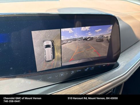 New 2026 Chevrolet Suburban High Country AWD/4WD image 22