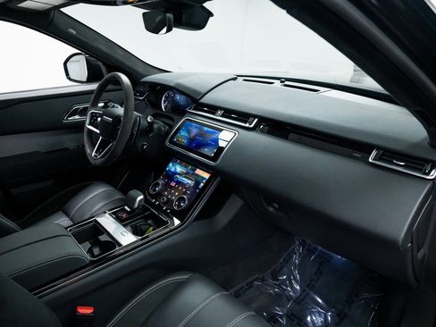 Used 2023 Land Rover Range Rover Velar HST image 25