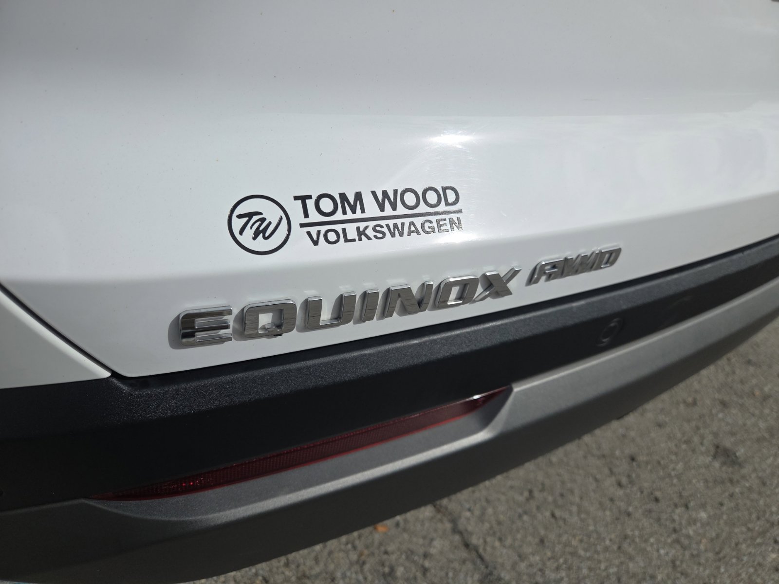 Used 2026 Chevrolet Equinox LT AWD/4WD image 8