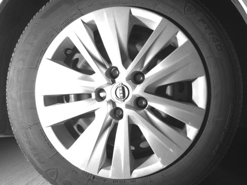 Used 2025 Nissan Sentra S FWD image 13