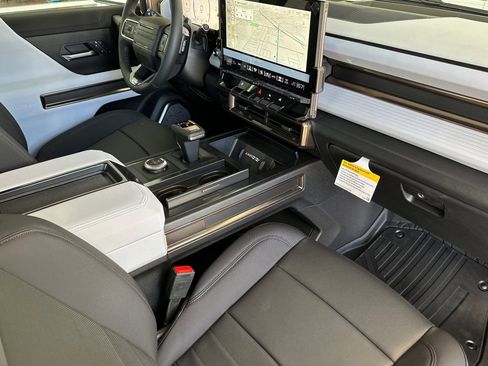 New 2025 GMC Hummer EV 3X image 16