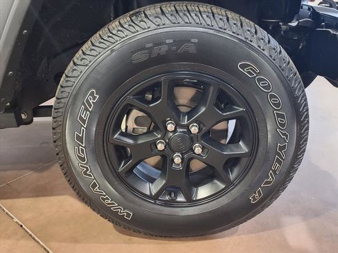 Certified 2021 Jeep Wrangler Willys image 17