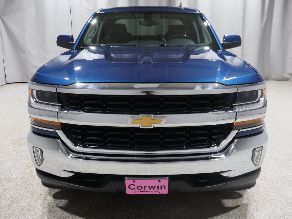 Used 2018 Chevrolet Silverado 1500 LT w/ LT Eassist Package AWD/4WD image 8