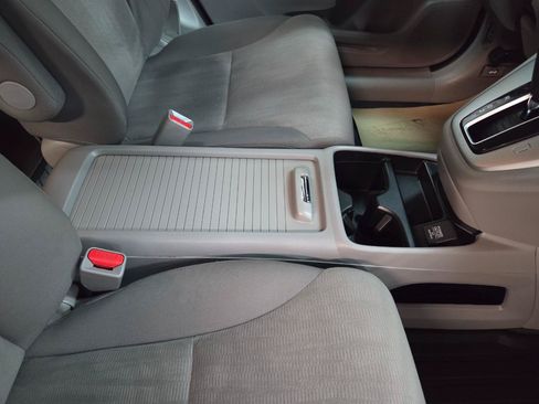 Used 2014 Honda CR-V LX image 28