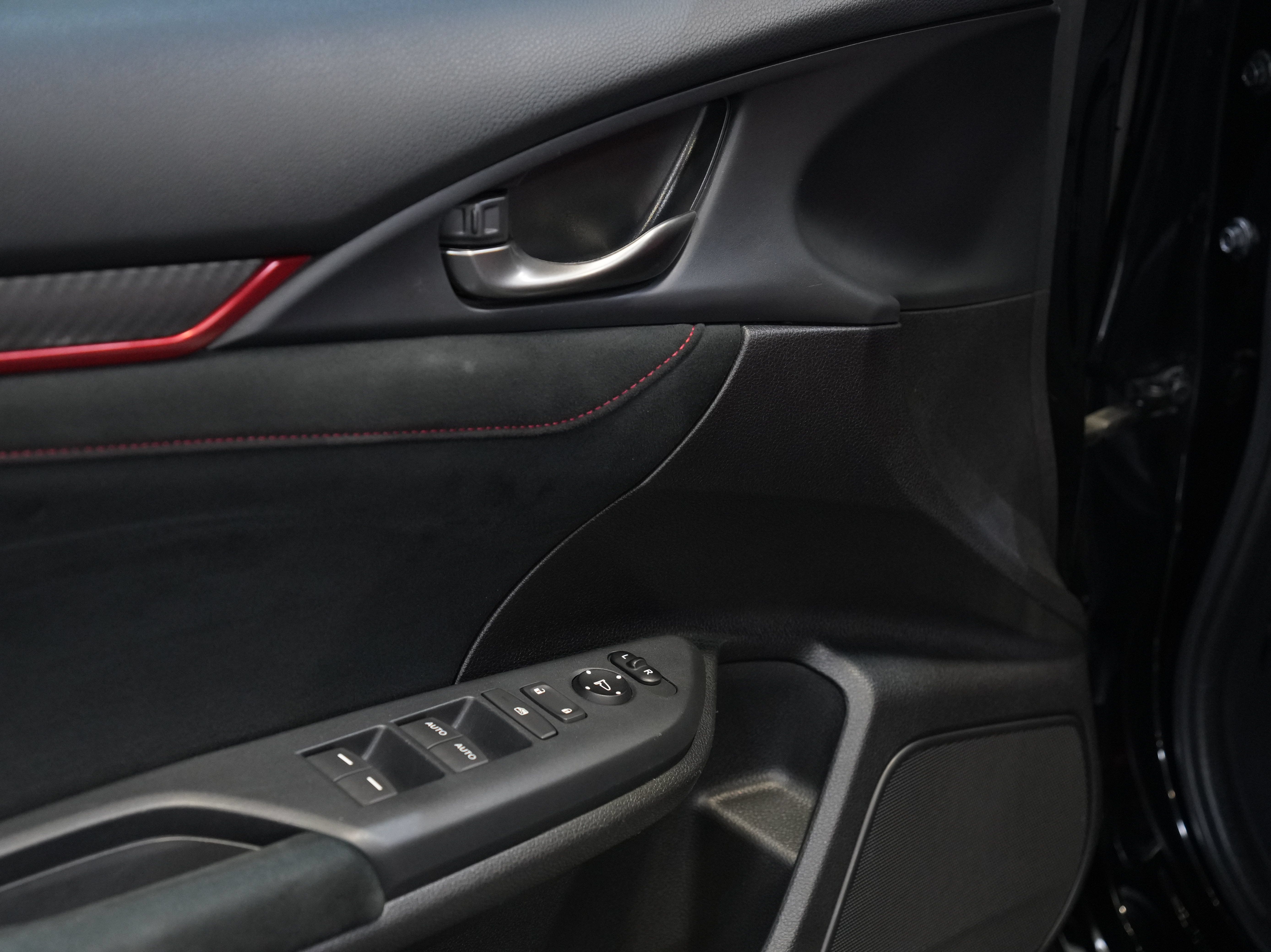 Used 2018 Honda Civic Type R image 20