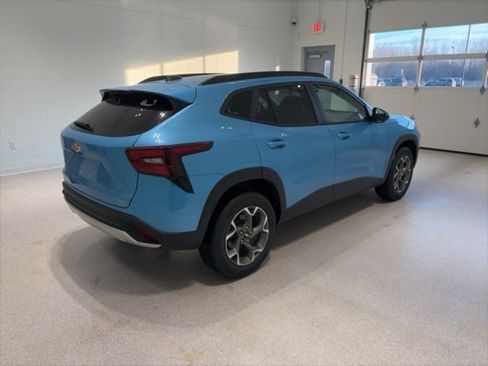 New 2026 Chevrolet Trax LT image 6