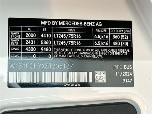 New 2025 Mercedes-Benz Sprinter 2500 image 30