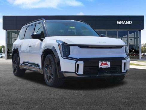 New 2026 Kia EV9 GT-Line AWD/4WD image 2