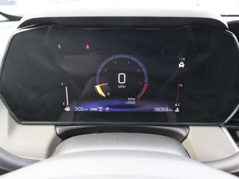 Used 2024 Chevrolet TrailBlazer ACTIV w/ Convenience Package AWD/4WD image 34