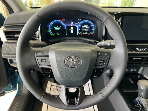 New 2026 Toyota Camry XLE image 18