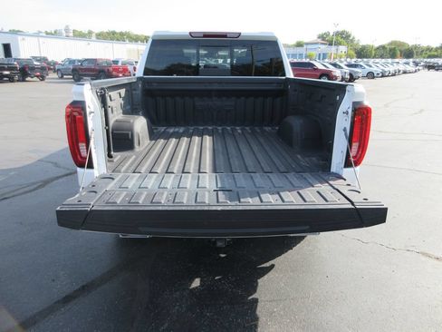 Certified 2024 GMC Sierra 1500 SLT w/ SLT Premium Plus Package AWD/4WD image 8
