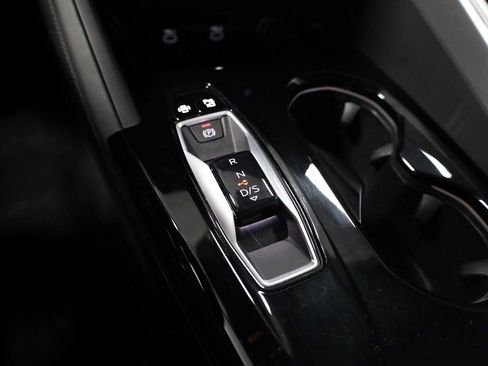 Certified 2025 Audi Q5 Prestige image 27